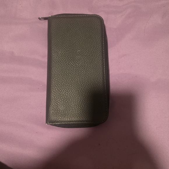 Colorful Ed HARDY Wallet - Picture 2 of 7